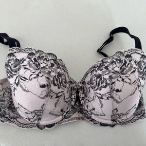 Lace Overlay Underwire Bra